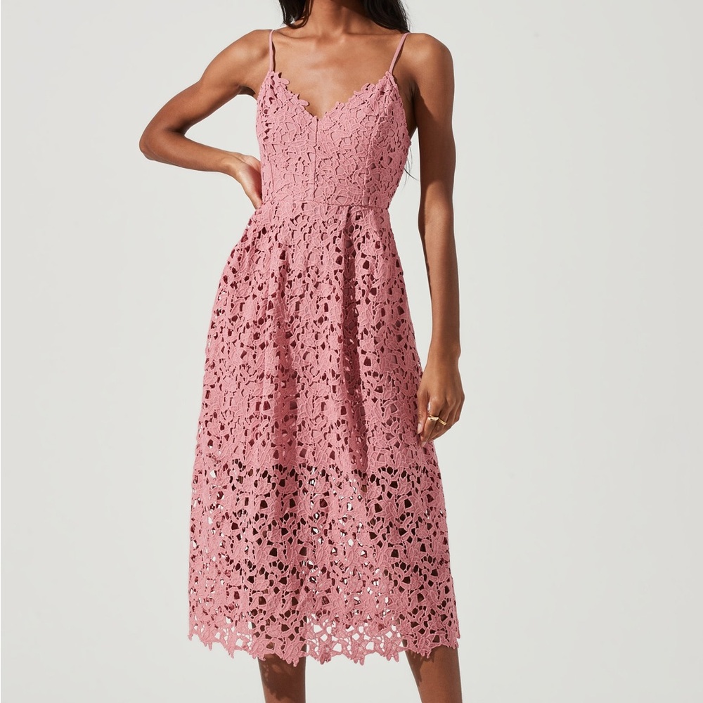 New ASTR the label Pink Lace A Line Midi Party Dress M
